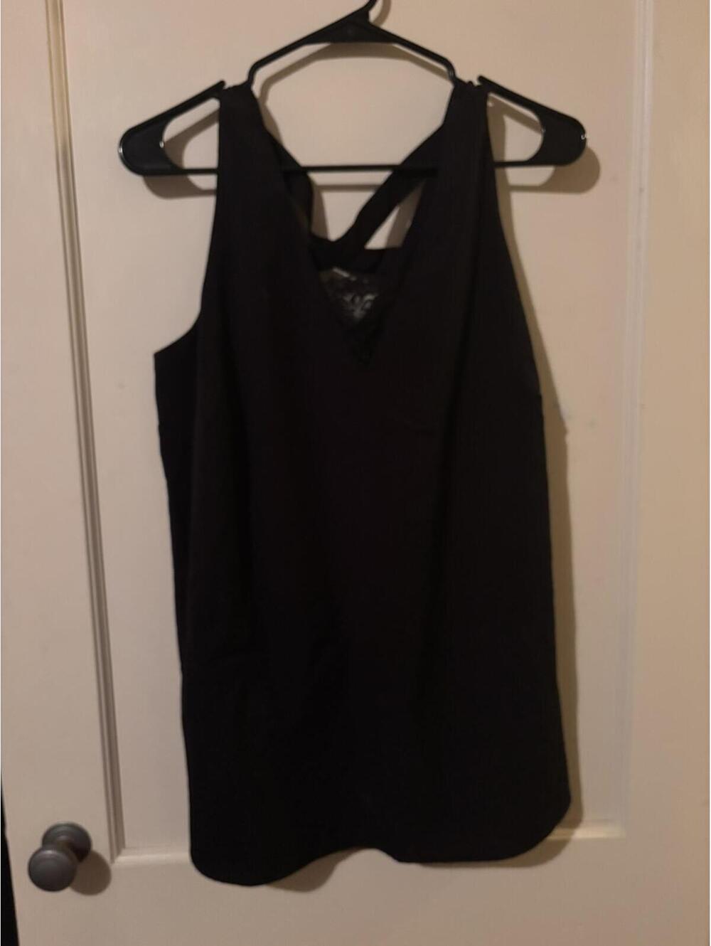 Lane Bryant Black Sleeveless Lace-Back V-Neck Tank Top Sz 14